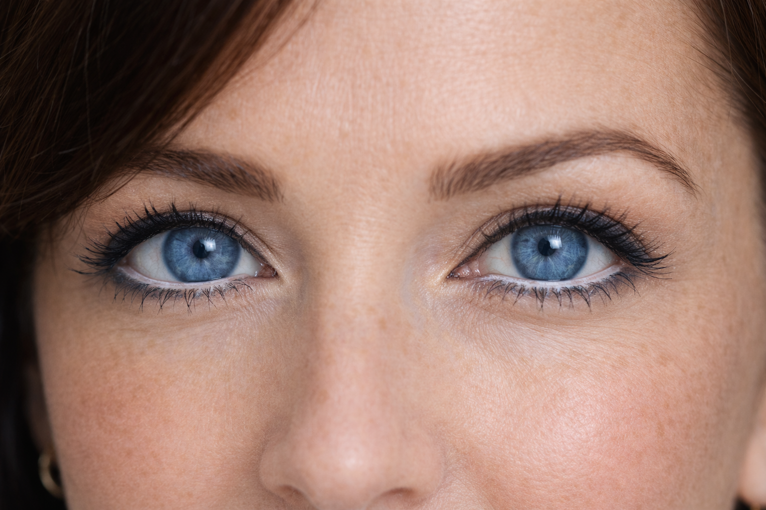 White Gel Eyeliner - Andrea Blackwell Cosmetics